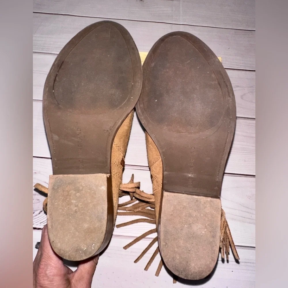 Lucky Brand Freedah Fringe Suede Booties Tan Size 7M Western  Boho Almond Toe